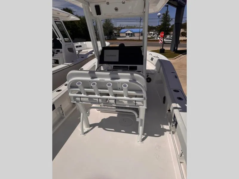 Slide: The Image of Sea Fox 248 COMMANDER 2026 - 4