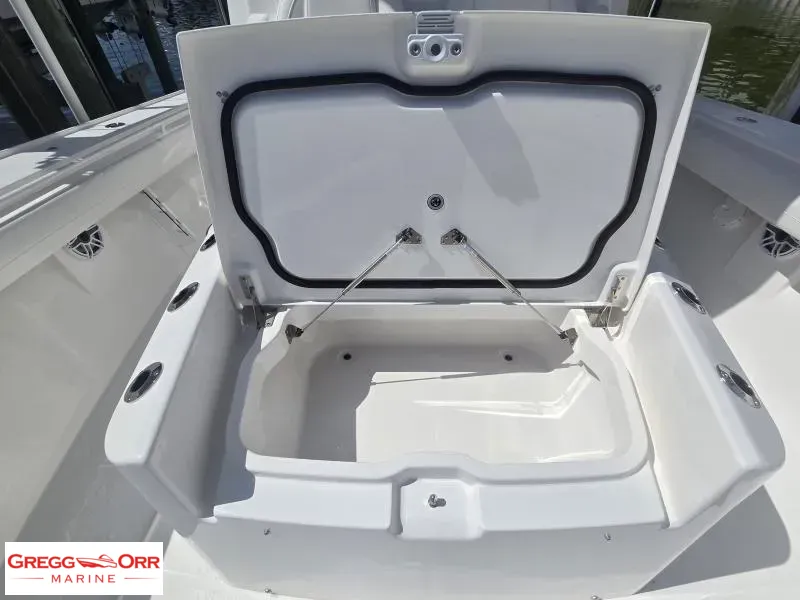 Slide: The Image of Regulator Marine REG35 2026 - 4