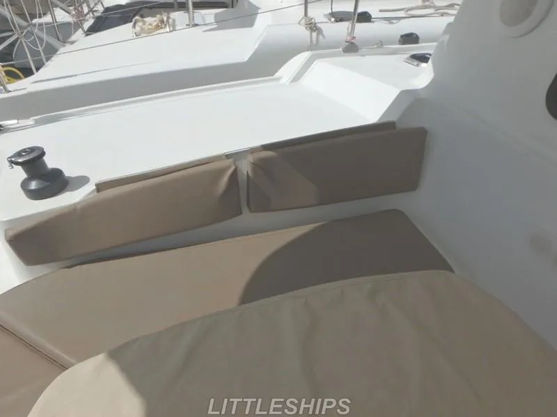 Slide: The Image of Seating area on a 2015 Fountaine Pajot MAHE EVO catamaran. - 20