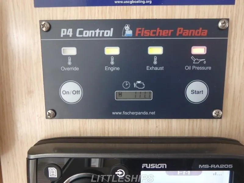 Slide: The Image of Fischer Panda P4 control panel on Fountaine Pajot MAHE EVO 2015. - 36