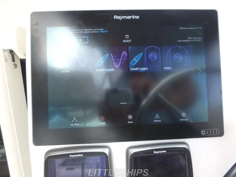 Slide: The Image of Raymarine navigation system on Fountaine Pajot MAHE EVO 2015. - 37
