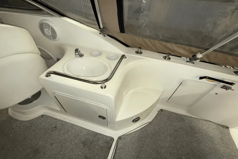 Slide: The Image of Sea Ray 260 SUNDANCER 2003 - 21