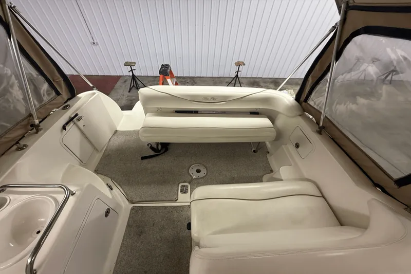 Slide: The Image of Sea Ray 260 SUNDANCER 2003 - 5