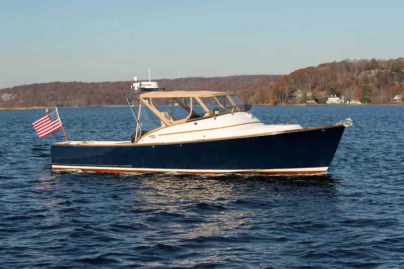 The Image of Hinckley Yachts Runabout 29 1997 - 0