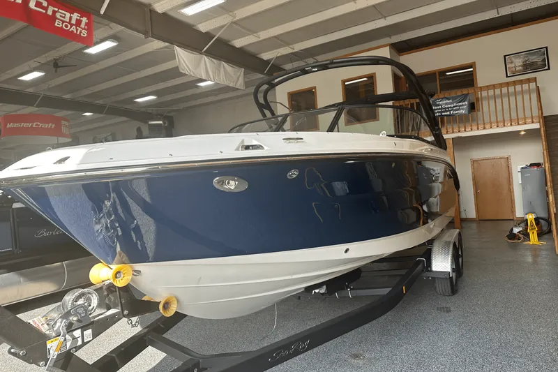 The Image of Sea Ray 250 SDX 2025 - 0