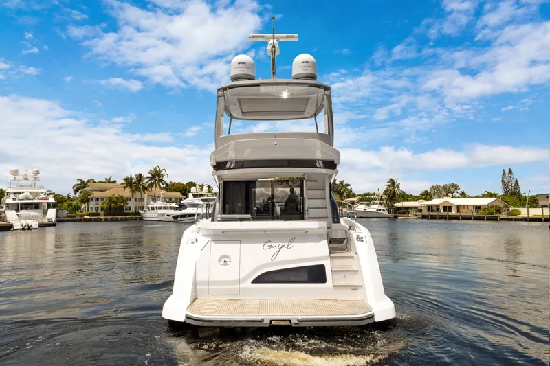 Slide: The Image of Azimut FLY 53 2025 - 7