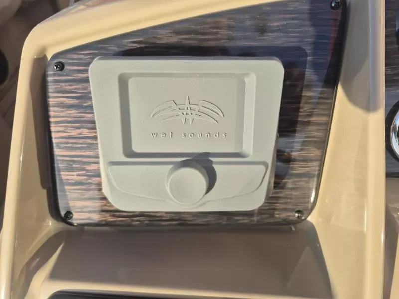 Slide: The Image of Sylvan MIRAGE 820 CLZ DH 2026 - 23