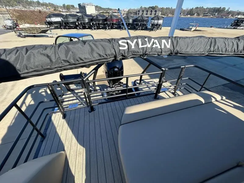 Slide: The Image of Sylvan MIRAGE X3 CLZ DH 2026 - 9