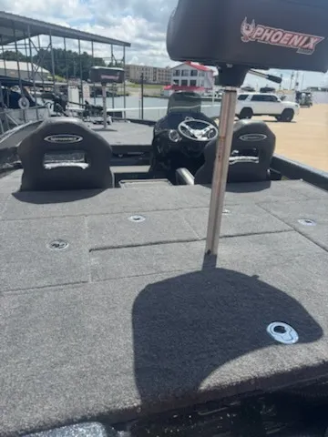 Slide: The Image of Phoenix Bass Boat 921 XE 2026 - 5