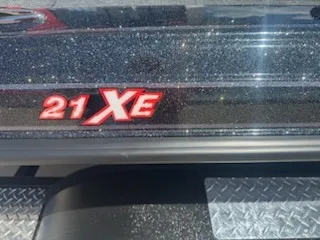 Slide: The Image of Phoenix Bass Boat 921 XE 2026 - 4