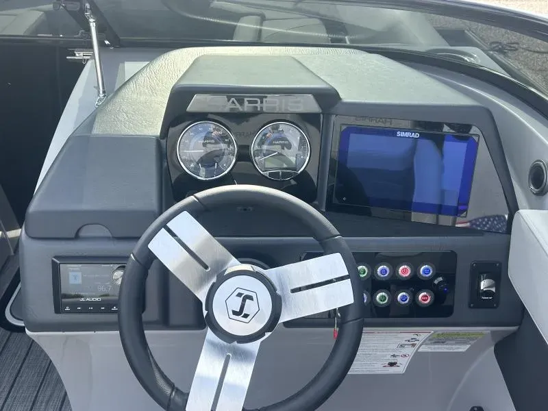 Slide: The Image of Harris SOLSTICE DUAL CONSOLE 250 2026 - 9