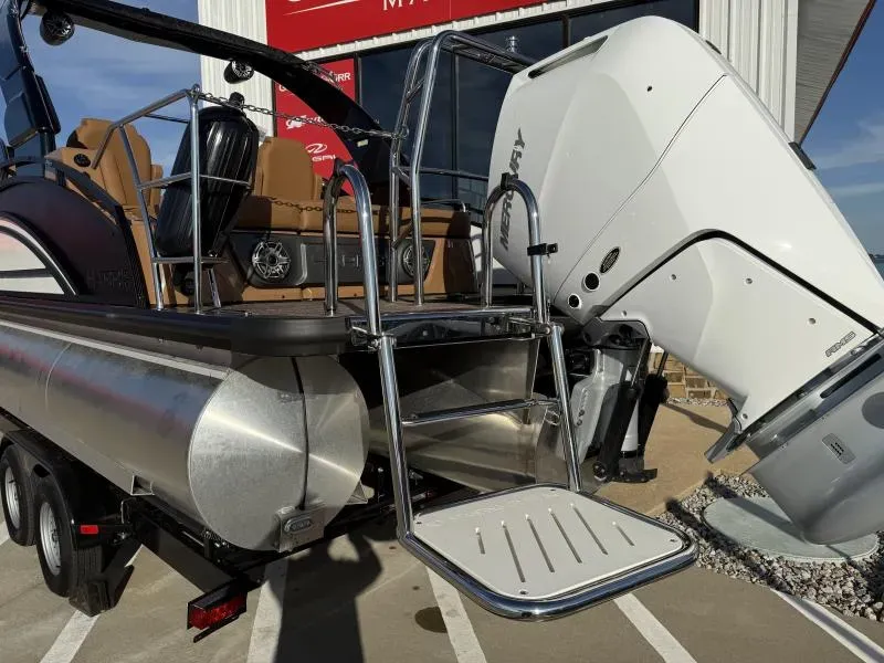 Slide: The Image of Harris SOLSTICE DUAL CONSOLE 250 2026 - 25
