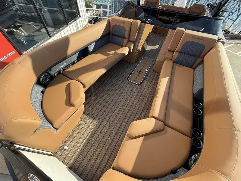 Slide: The Image of Harris SOLSTICE DUAL CONSOLE 250 2026 - 4