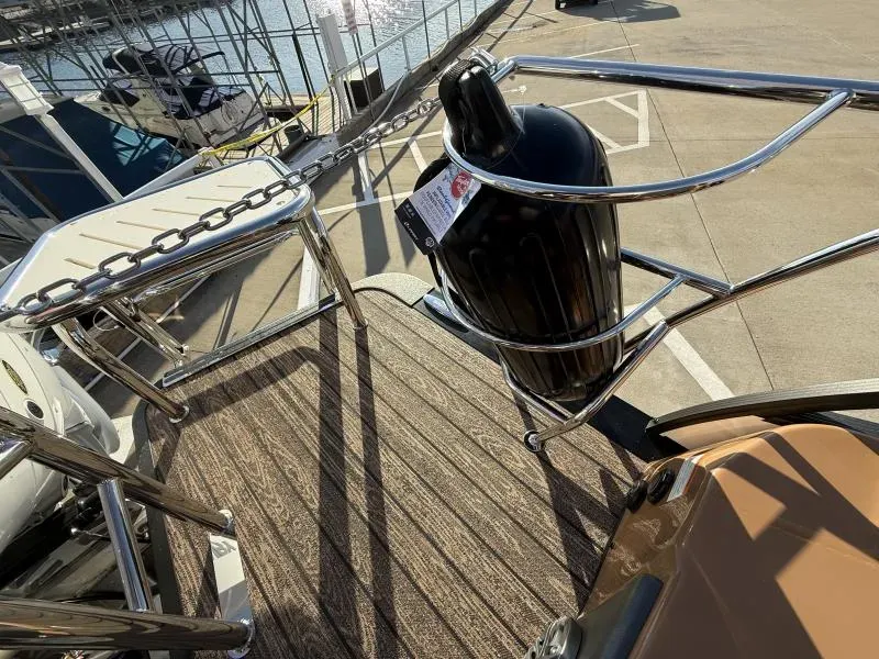 Slide: The Image of Harris SOLSTICE DUAL CONSOLE 250 2026 - 23