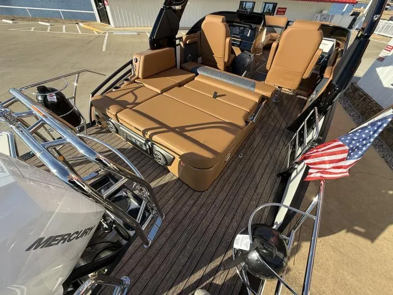 Slide: The Image of Harris SOLSTICE DUAL CONSOLE 250 2026 - 21