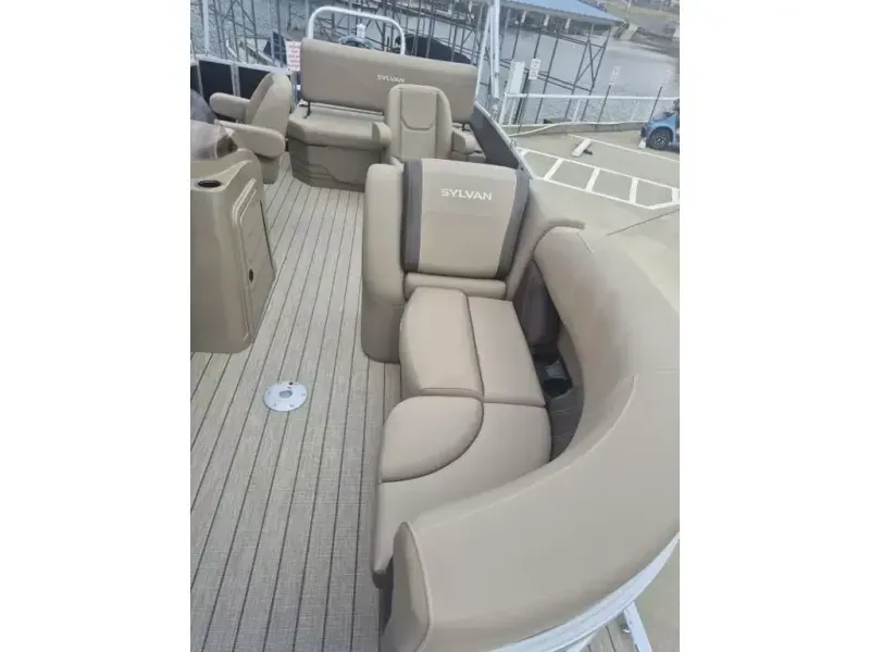 Slide: The Image of Sylvan MIRAGE 820 CLZ DH 2026 - 7