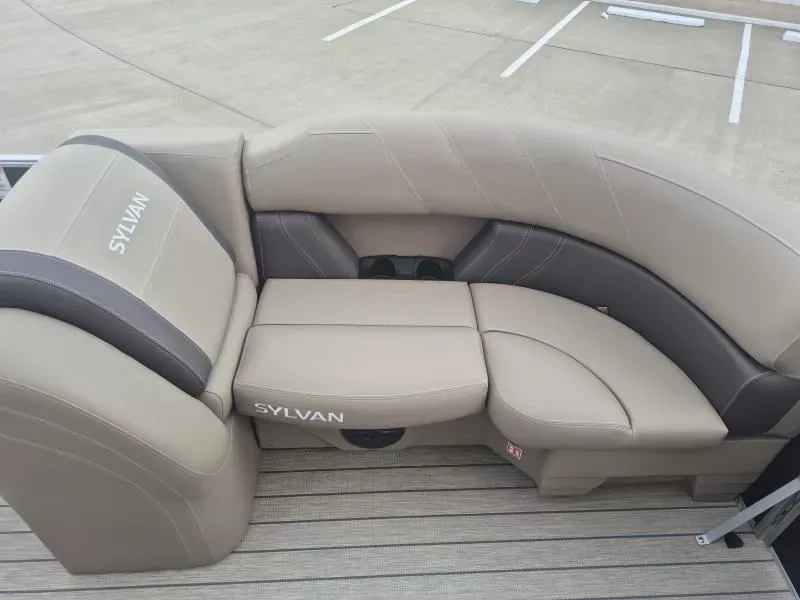 Slide: The Image of Sylvan MIRAGE 820 CLZ DH 2026 - 8