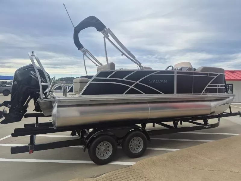 Slide: The Image of Sylvan MIRAGE 820 CLZ DH 2026 - 3