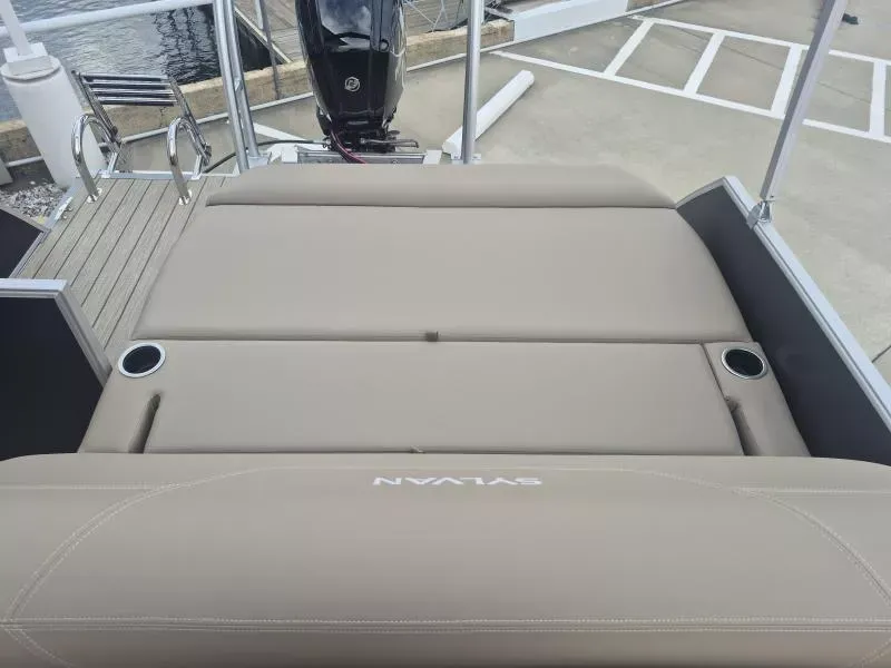 Slide: The Image of Sylvan MIRAGE 820 CLZ DH 2026 - 12