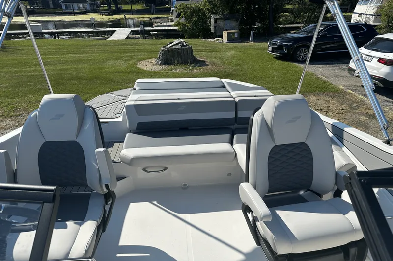 Slide: The Image of Starcraft 210SVX IO 2025 - 11