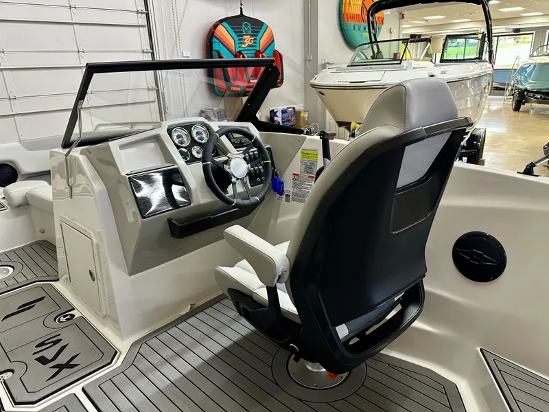 Slide: The Image of Starcraft 210SVX OB 2026 - 11