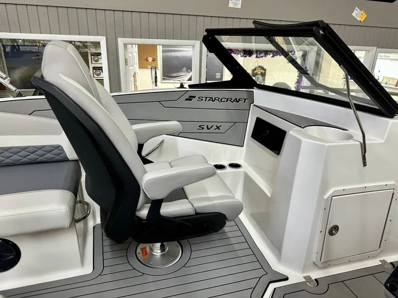 Slide: The Image of Starcraft 210SVX OB 2026 - 15