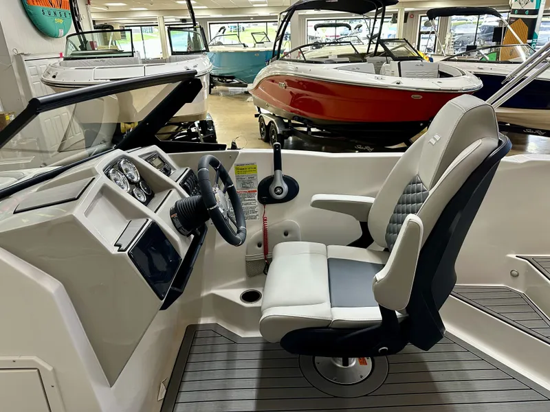 Slide: The Image of Starcraft 210SVX OB 2026 - 17