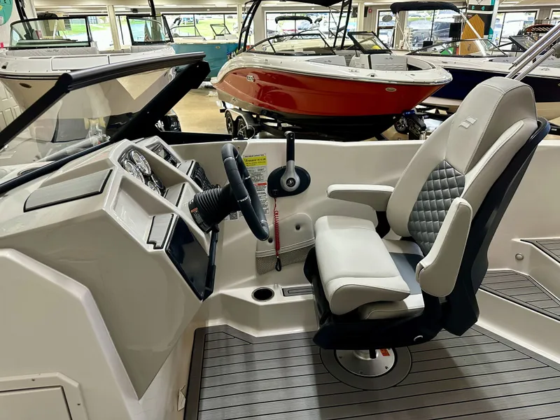 Slide: The Image of Starcraft 210SVX OB 2026 - 18