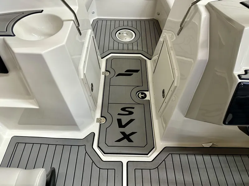 Slide: The Image of Starcraft 210SVX OB 2026 - 21