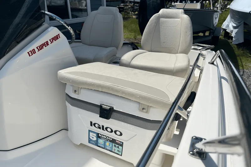 Slide: The Image of Boston Whaler 130 SUPER SPORT 2023 - 5