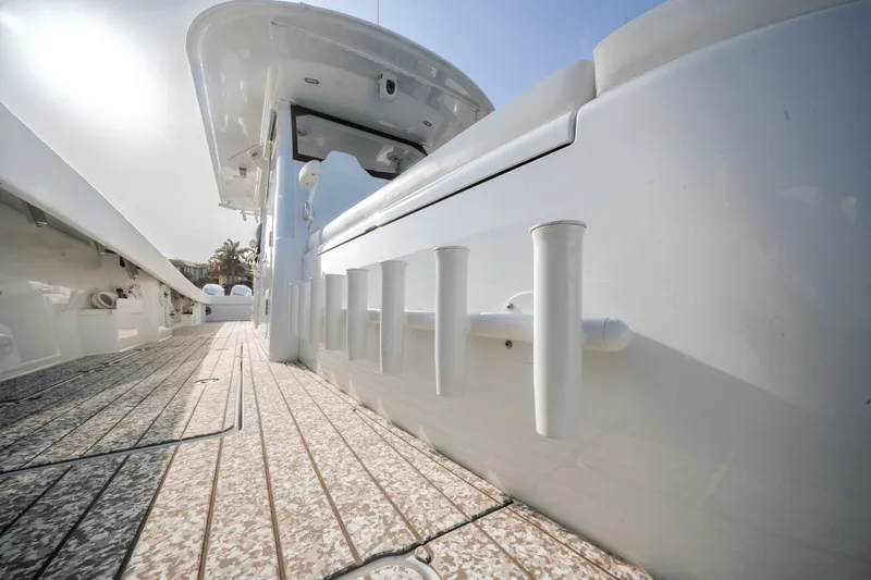 Slide: The Image of Freeman 47 T 2023 - 8