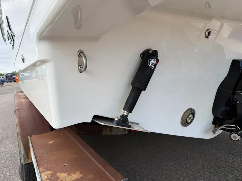 Slide: The Image of Sea Ray 280 SLX 2024 - 39