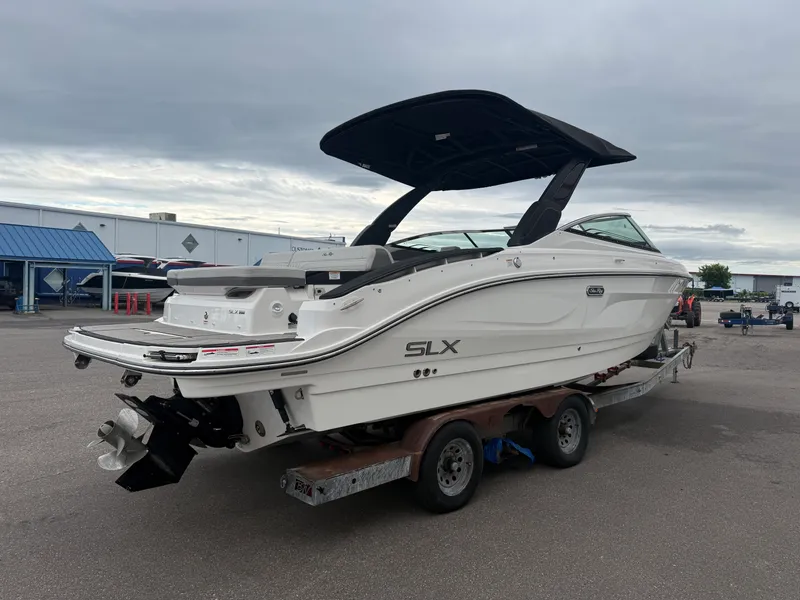 Slide: The Image of Sea Ray 280 SLX 2024 - 4