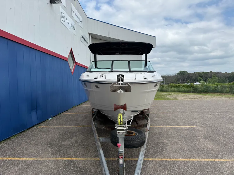 Slide: The Image of Sea Ray 280 SLX 2024 - 1