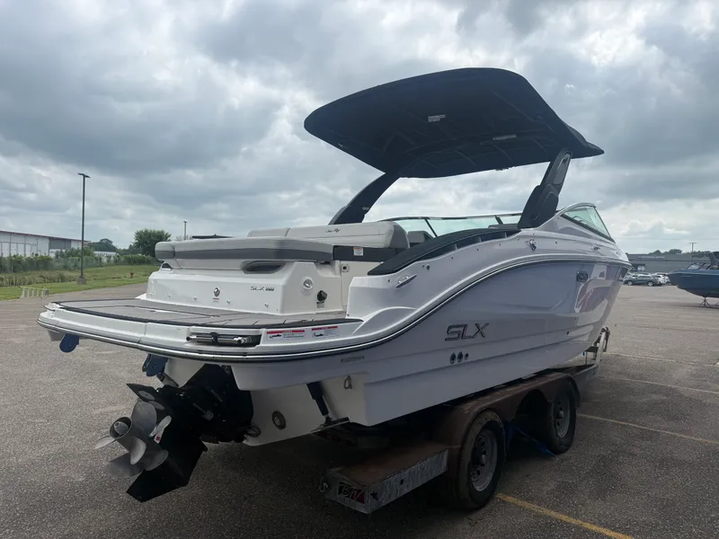 Slide: The Image of Sea Ray 280 SLX 2024 - 2