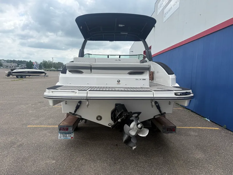 Slide: The Image of Sea Ray 280 SLX 2024 - 4
