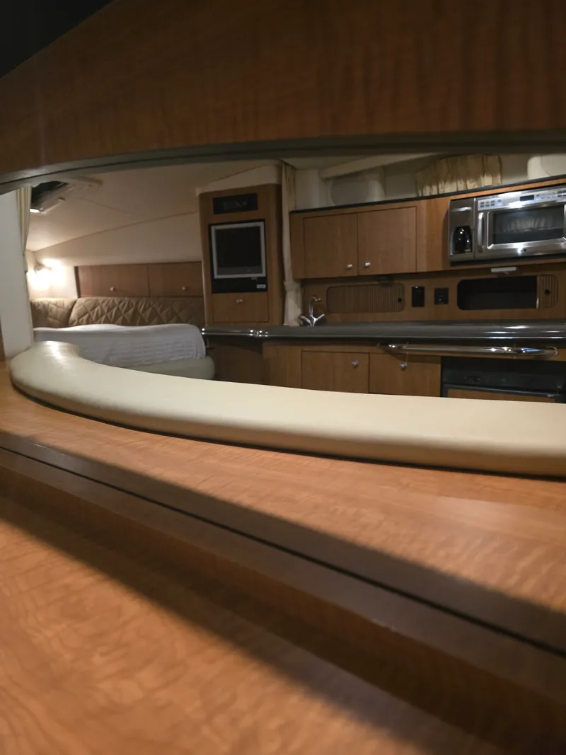 Slide: The Image of Sea Ray 320 Sundancer 2006 - 14