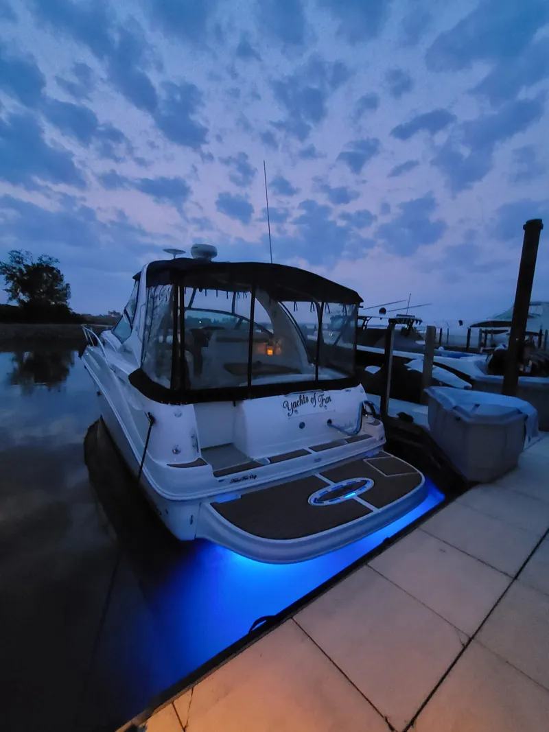 Slide: The Image of Sea Ray 320 Sundancer 2006 - 2