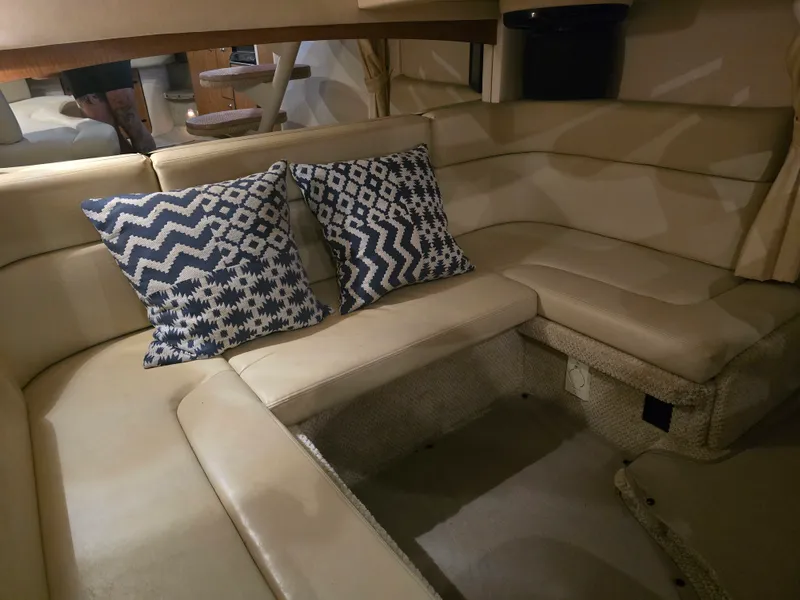 Slide: The Image of Sea Ray 320 Sundancer 2006 - 21