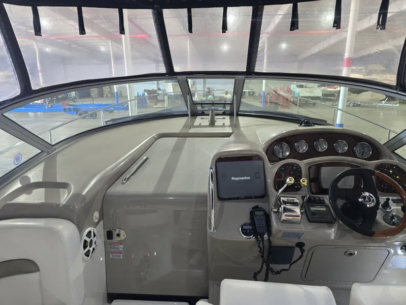 Slide: The Image of Sea Ray 320 Sundancer 2006 - 4