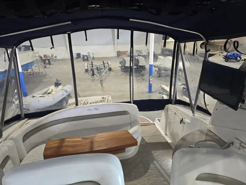 Slide: The Image of Sea Ray 320 Sundancer 2006 - 8