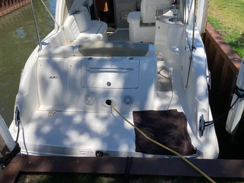 Slide: The Image of Sea Ray 290 SUNDANCER 2006 - 25