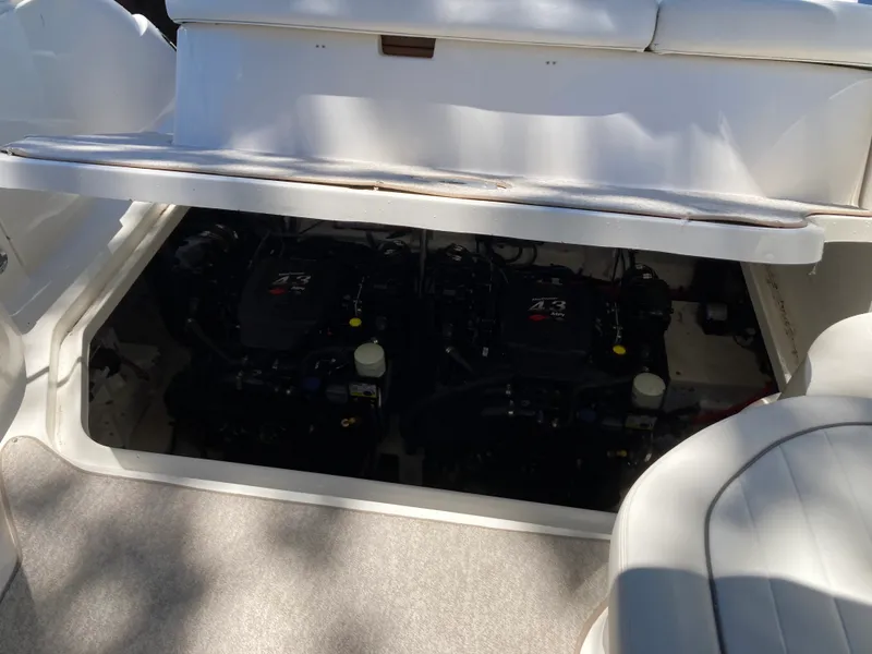 Slide: The Image of Sea Ray 290 SUNDANCER 2006 - 38