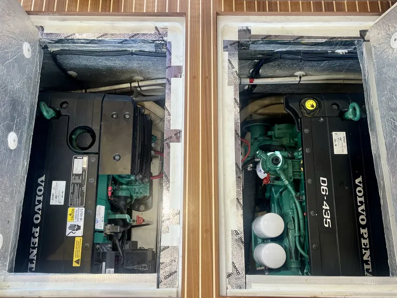 Slide: The Image of Galeon 430 HTC 2018 - 46