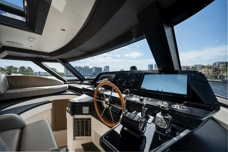 Slide: The Image of Azimut Magellano 25M 2026 - 107