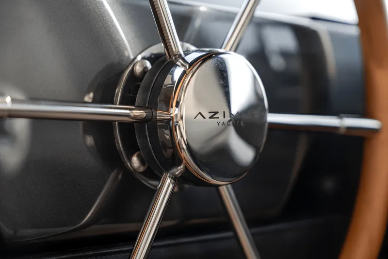 Slide: The Image of Azimut Magellano 25M 2026 - 111