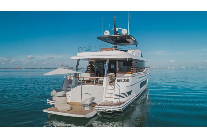 Slide: The Image of Azimut Magellano 25M 2026 - 128