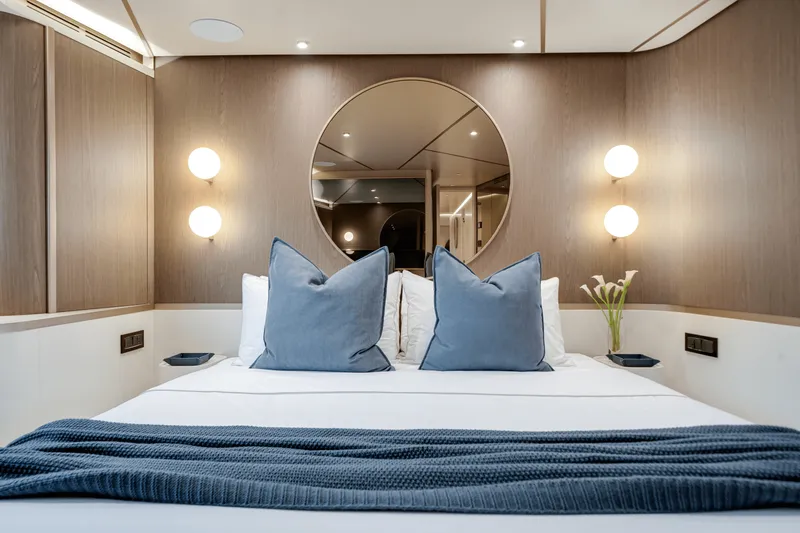 Slide: The Image of Azimut Magellano 25M 2026 - 48