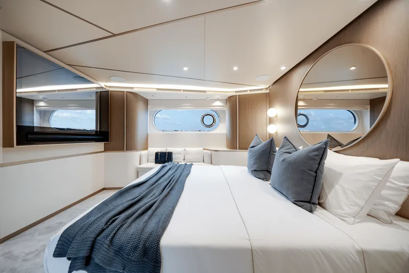 Slide: The Image of Azimut Magellano 25M 2026 - 53