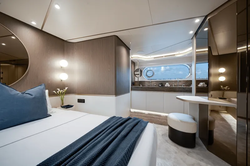 Slide: The Image of Azimut Magellano 25M 2026 - 55